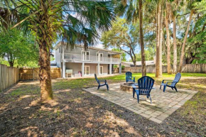 Crystal River Getaway with Hot Tub and Game Room!